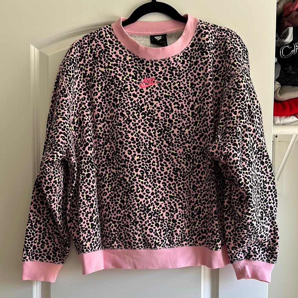 Nike Pink Leopard Print Sweatshirt - Picture 1 of 2